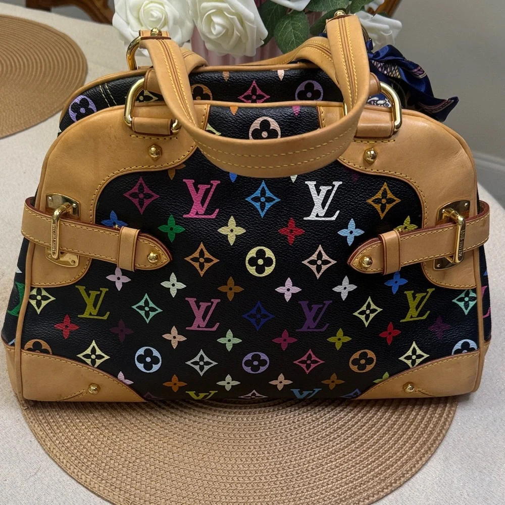Louis Vuitton Authentic 💯 Macadamia Black Multi  Claudia  Designer Women's Bag - Picture 3 of 17